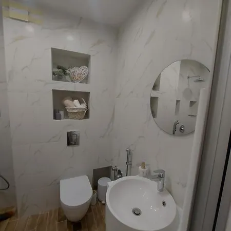 Toni's Hidden Gem * Kazanlŭk